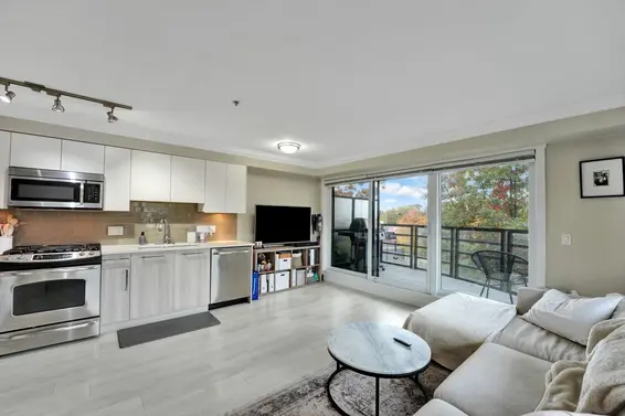 309 857 West 15th Street, North Vancouver For Sale - image 5