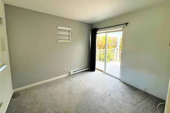 1 1940 Chesterfield Avenue, North Vancouver For Sale - image 13
