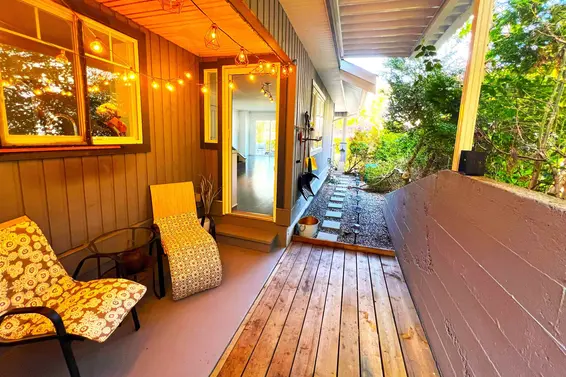 1 1940 Chesterfield Avenue, North Vancouver For Sale - image 8