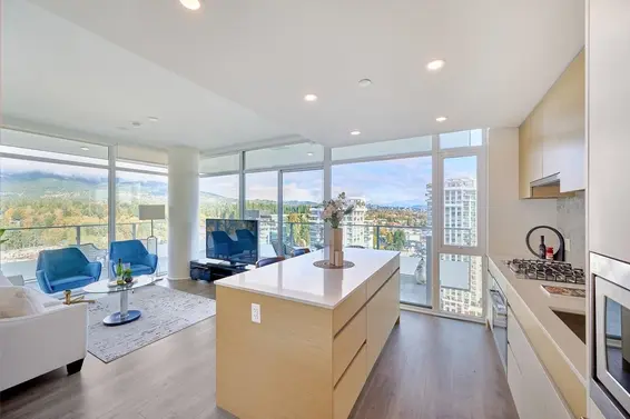 2002 200 Klahanie Court, West Vancouver For Sale - image 5