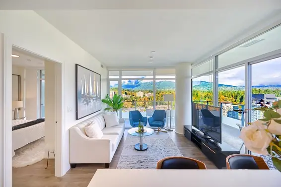 2002 200 Klahanie Court, West Vancouver For Sale - image 7