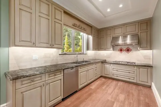1167 Eyremount Drive, West Vancouver For Sale - image 9