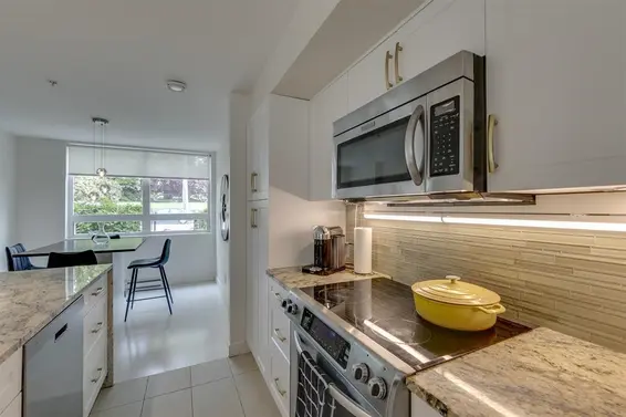 4 265 East 8th Street, North Vancouver For Sale - image 12