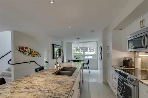 4 265 East 8th Street, North Vancouver For Sale - image 13