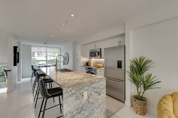 4 265 East 8th Street, North Vancouver For Sale - image 14