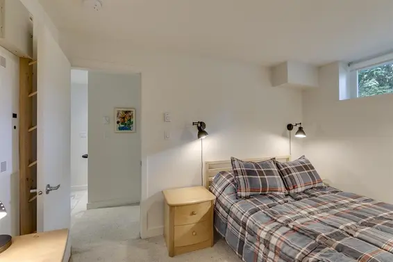4 265 East 8th Street, North Vancouver For Sale - image 19