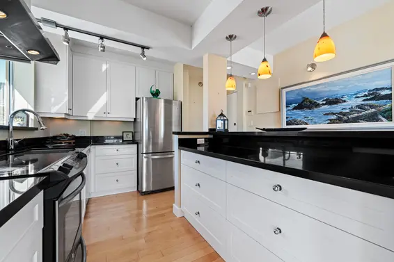 801 2187 Bellevue Avenue, West Vancouver For Sale - image 4