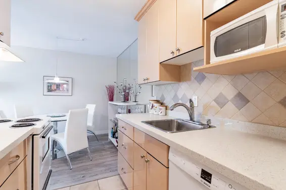205 307 West 2nd Street, North Vancouver For Sale - image 10