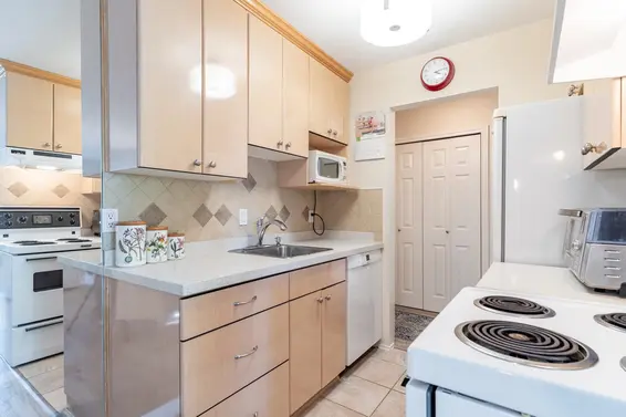205 307 West 2nd Street, North Vancouver For Sale - image 12