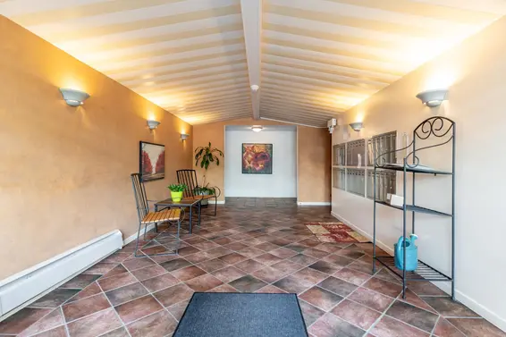 205 307 West 2nd Street, North Vancouver For Sale - image 6