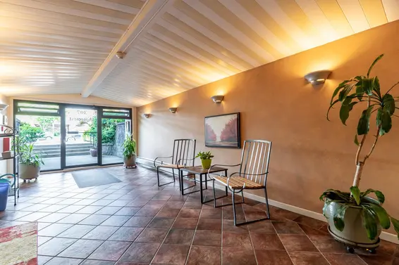 205 307 West 2nd Street, North Vancouver For Sale - image 7