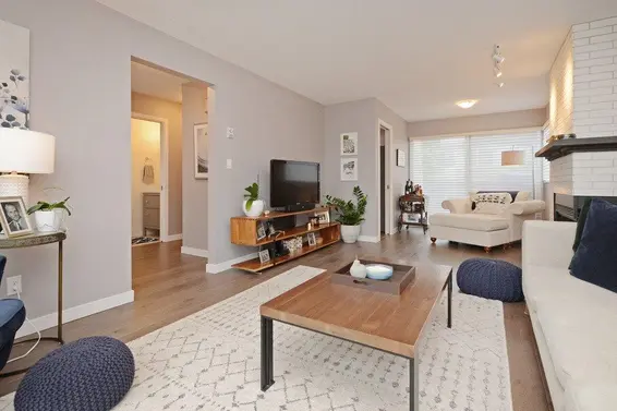2136 Eastern Avenue, North Vancouver For Sale - image 3