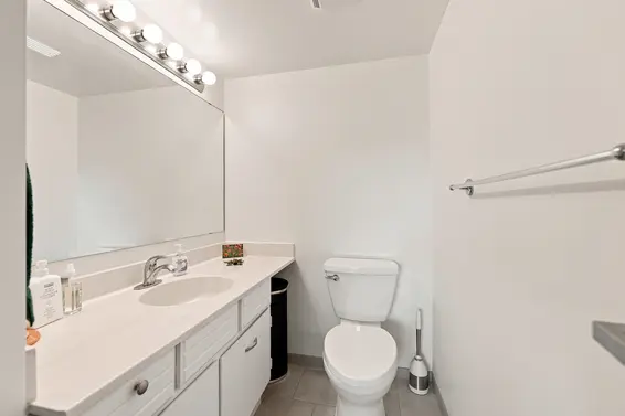 803 140 East Keith Road, North Vancouver For Sale - image 22