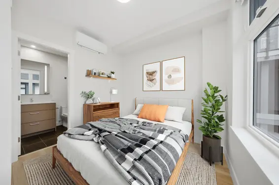 311 342 Mountain Highway, North Vancouver For Sale - image 38