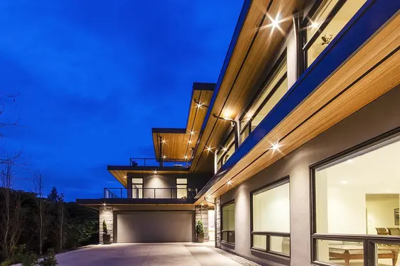 817 Younette Drive, West Vancouver For Sale - image 2