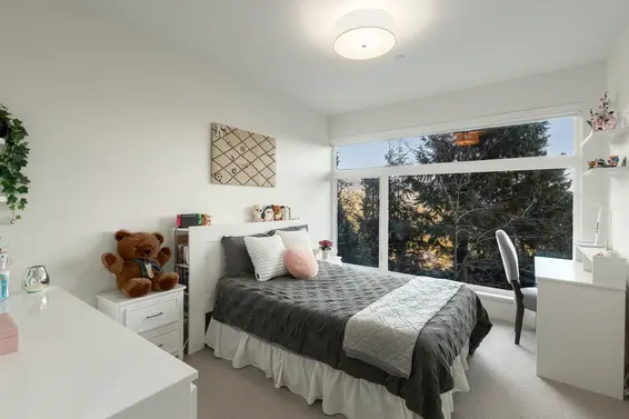 817 Younette Drive, West Vancouver For Sale - image 36