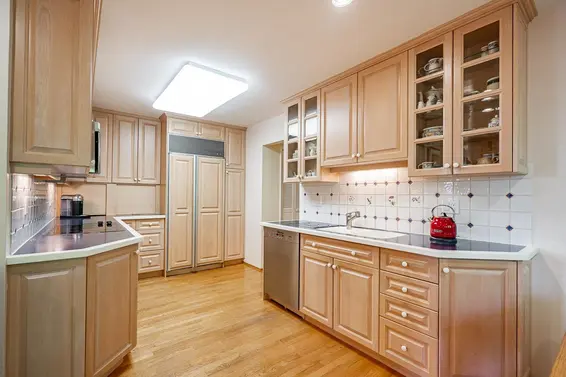 4651 Valley Road, North Vancouver For Sale - image 19