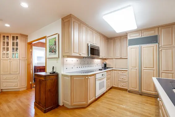 4651 Valley Road, North Vancouver For Sale - image 20