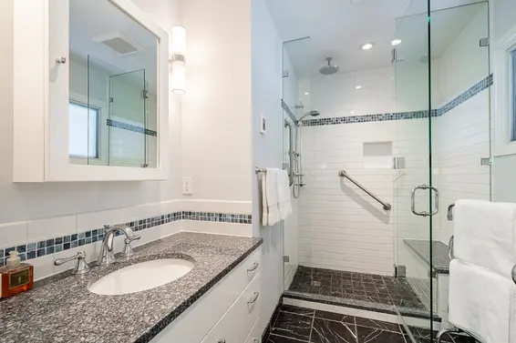 4651 Valley Road, North Vancouver For Sale - image 24