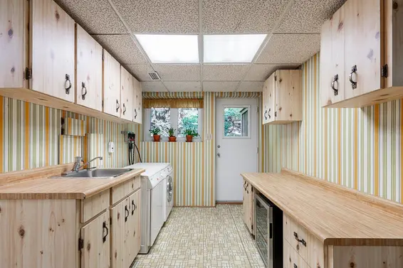 4651 Valley Road, North Vancouver For Sale - image 32