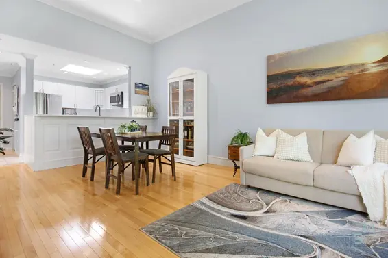 411 128 West 8th Street, North Vancouver For Sale - image 19