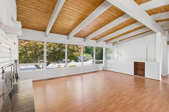 1023 Arlington Crescent, North Vancouver For Sale - image 6