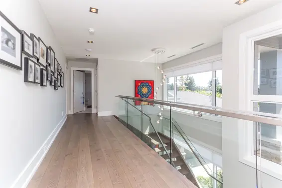 966 Beaumont Drive, North Vancouver For Sale - image 24