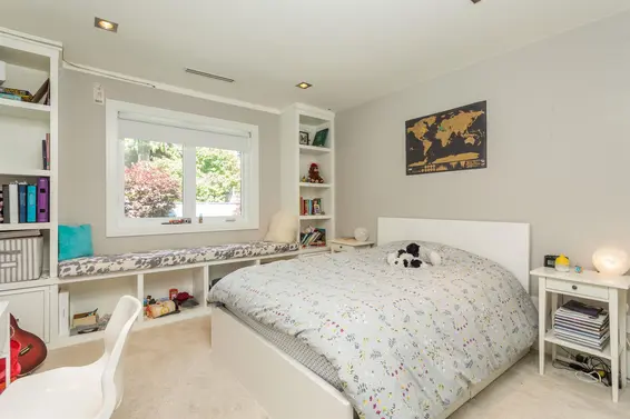 966 Beaumont Drive, North Vancouver For Sale - image 32