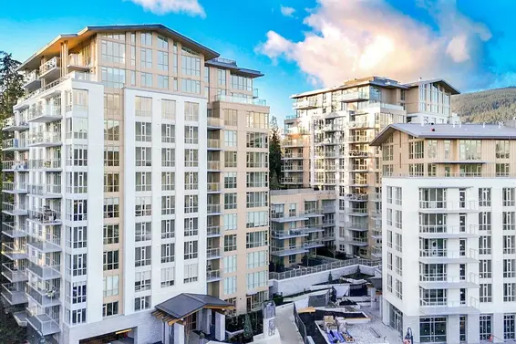 605 2385 Emery Court, North Vancouver
