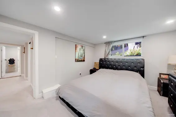 3870 Emerald Drive, North Vancouver For Sale - image 26
