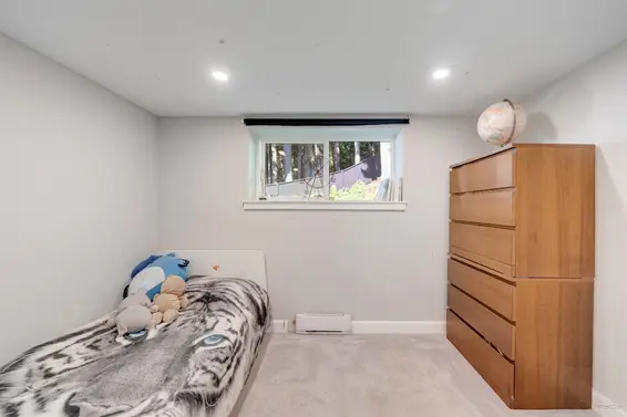 3870 Emerald Drive, North Vancouver For Sale - image 30