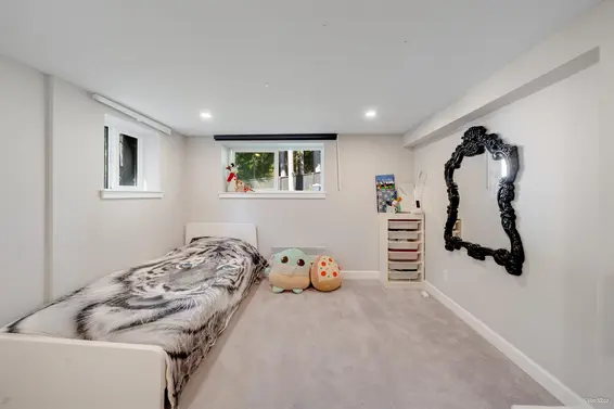 3870 Emerald Drive, North Vancouver For Sale - image 32