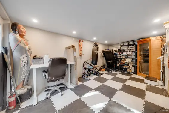 3870 Emerald Drive, North Vancouver For Sale - image 35