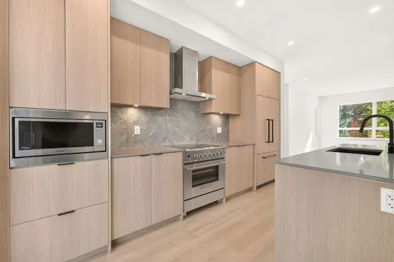 103 934 Lytton Street, North Vancouver For Sale - image 3