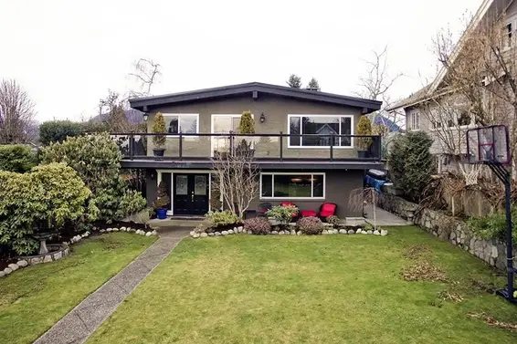 720 East 9th Street, North Vancouver