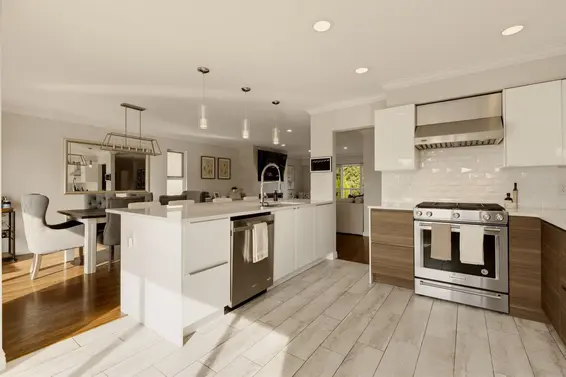 773 East 12th Street, North Vancouver For Sale - image 4