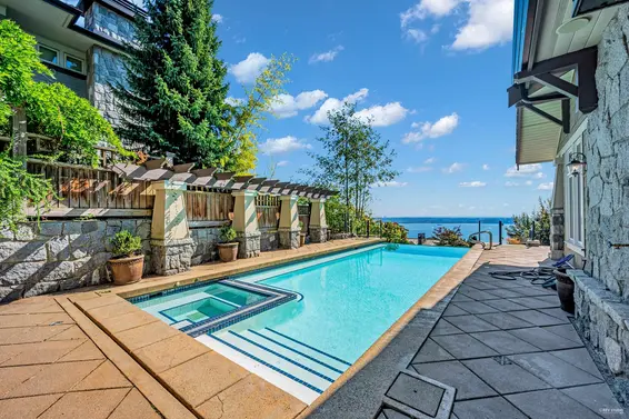 2495 Hudson Court, West Vancouver For Sale - image 20