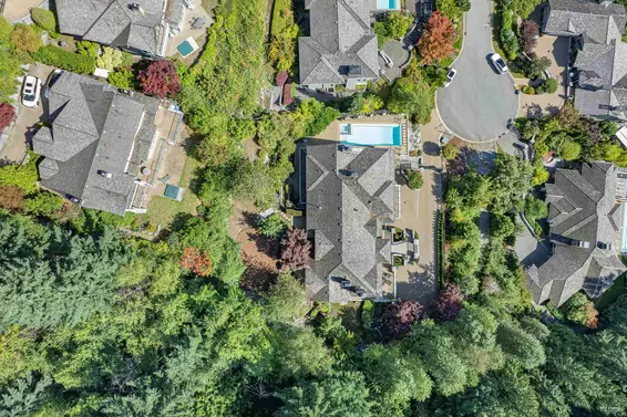 2495 Hudson Court, West Vancouver For Sale - image 39