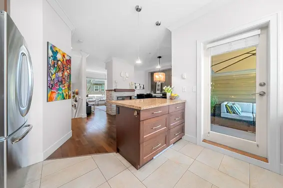 5 897 Premier Street, North Vancouver For Sale - image 18