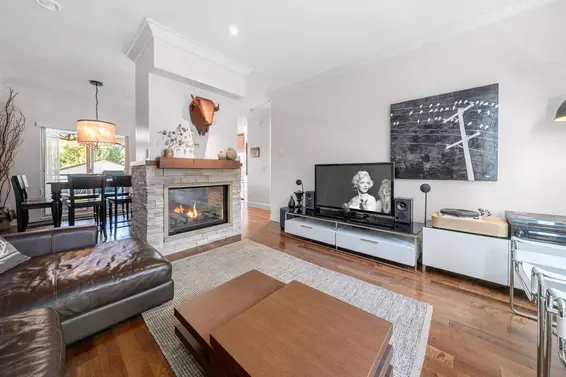 5 897 Premier Street, North Vancouver For Sale - image 5