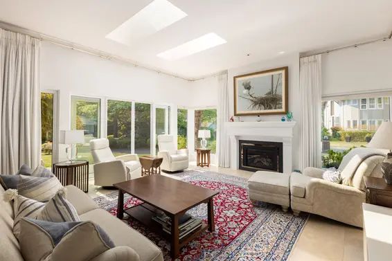 6955 Odlum Court, West Vancouver For Sale - image 8