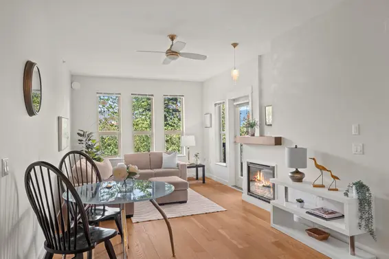 307 1468 St. Andrews Avenue, North Vancouver For Sale - image 3