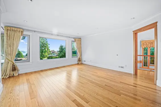 1361 Mathers Avenue, West Vancouver For Sale - image 10