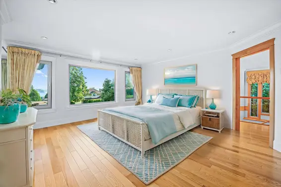 1361 Mathers Avenue, West Vancouver For Sale - image 9