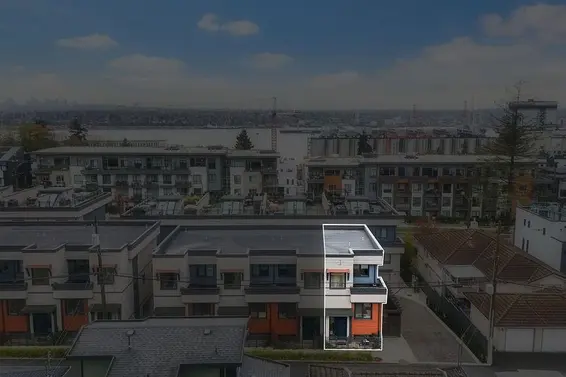 27 632 East 3rd Street, North Vancouver For Sale - image 38