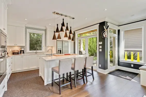 2228 Mahon Avenue, North Vancouver For Sale - image 10