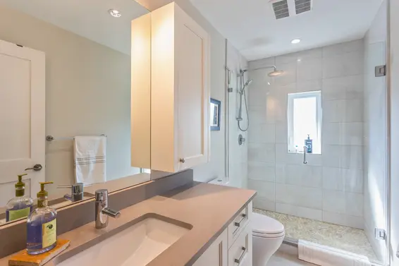 2228 Mahon Avenue, North Vancouver For Sale - image 26