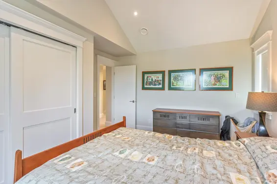 2228 Mahon Avenue, North Vancouver For Sale - image 28