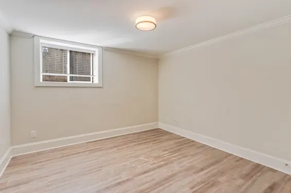 2228 Mahon Avenue, North Vancouver For Sale - image 32