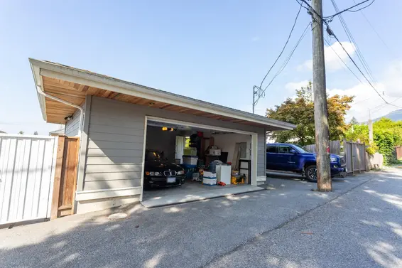 2228 Mahon Avenue, North Vancouver For Sale - image 40